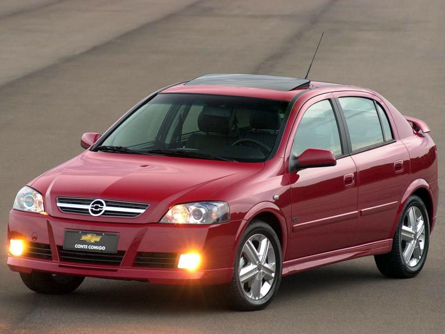 Chevrolet Astra GSi 16V 5-Door 2003 года  (фото 4 из 9)